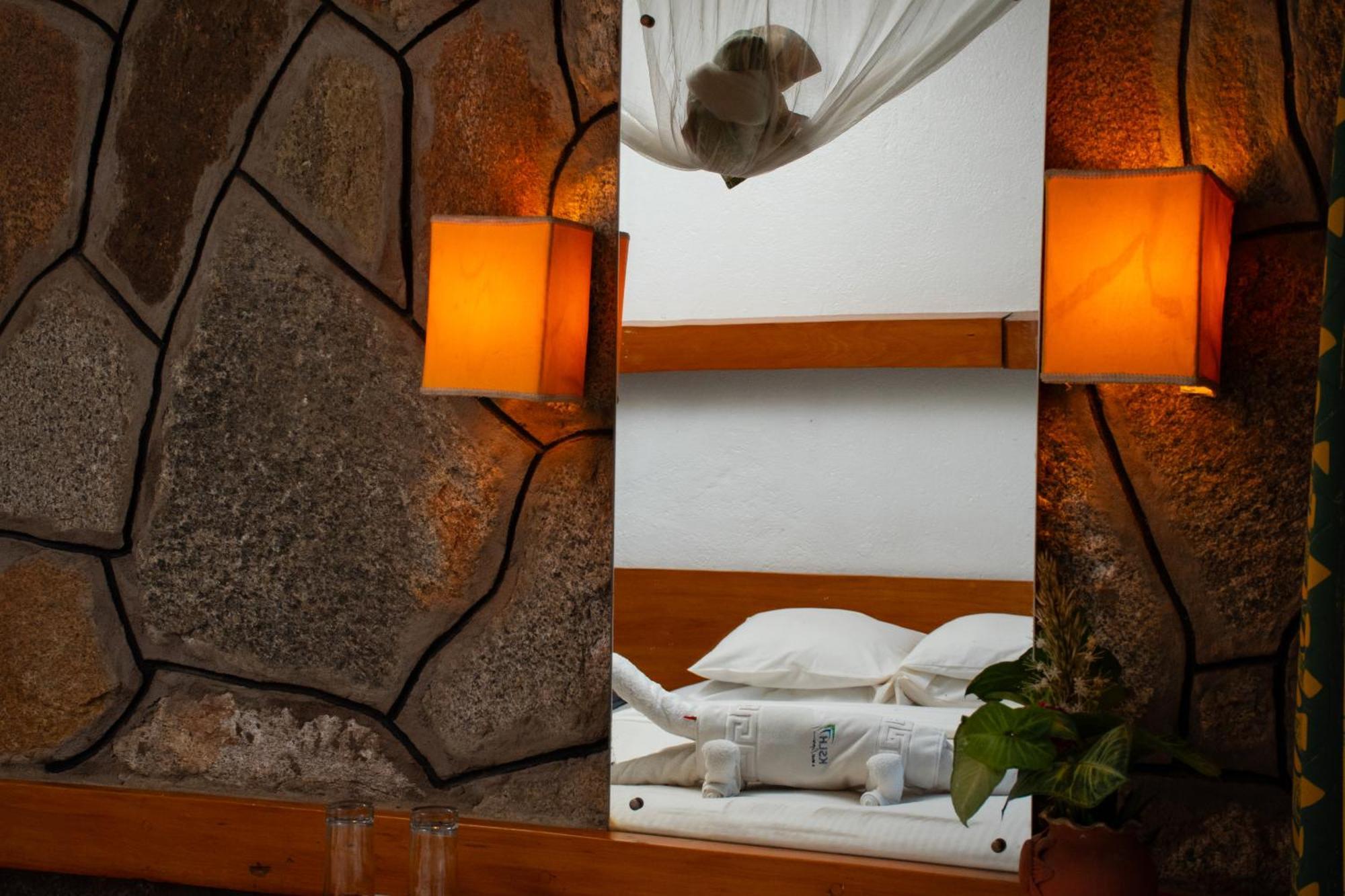 Ngulia Safari Lodge Ithumba Extérieur photo